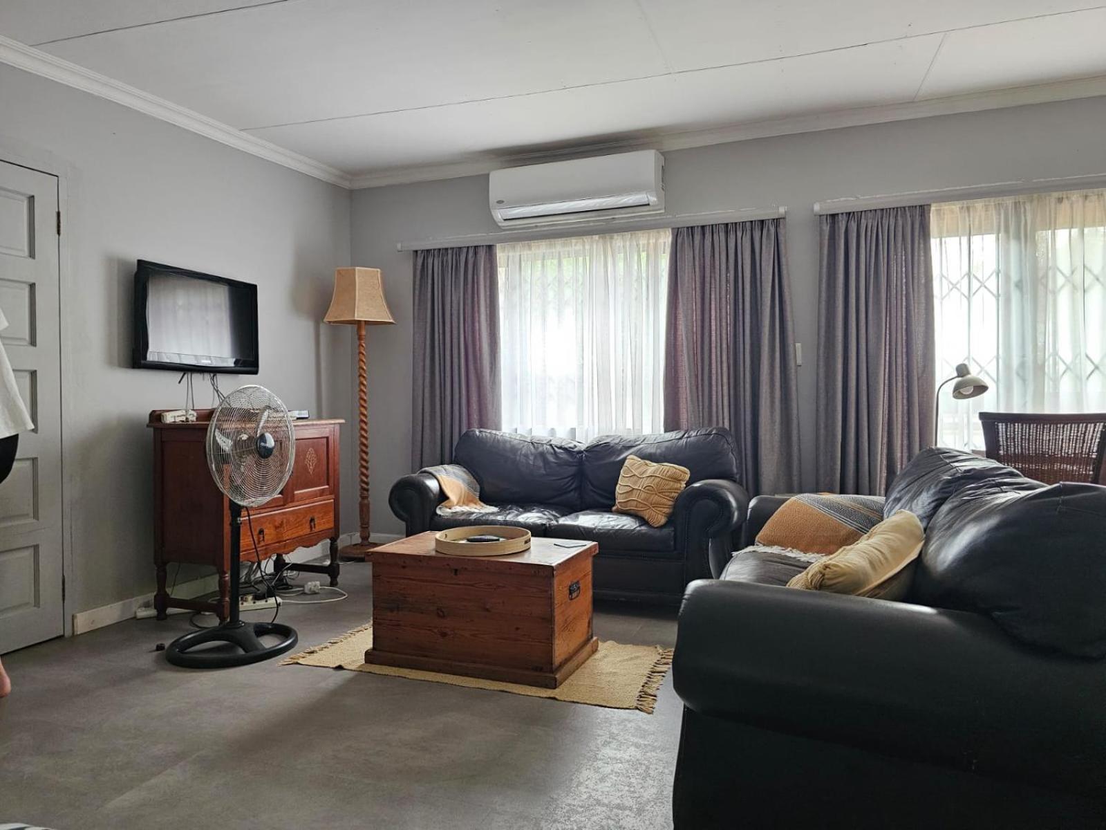 Giraffe'S Rest, Self Catering Studio Apartment White River Eksteriør billede